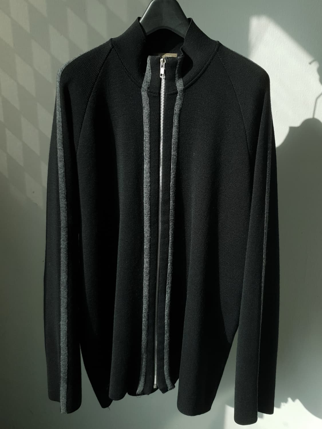 00s Y's Wool Zip-Up
by Yohji Yamamoto 상품이미지2
