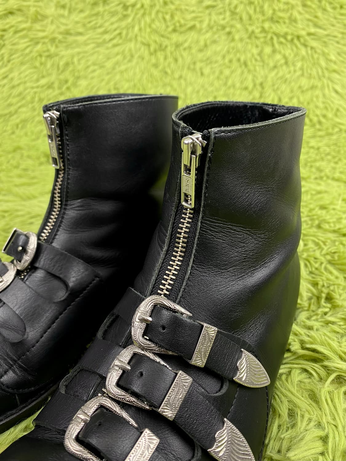 꼼 데 가르송 웨스턴 벨티드 레더 부츠 상품이미지4