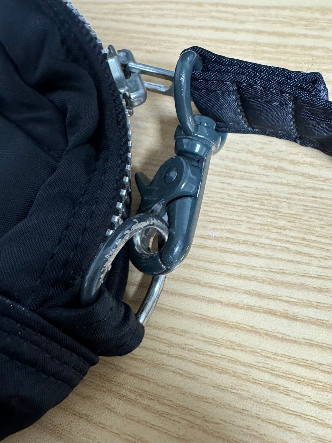 요시다포터 반달백 상품이미지3