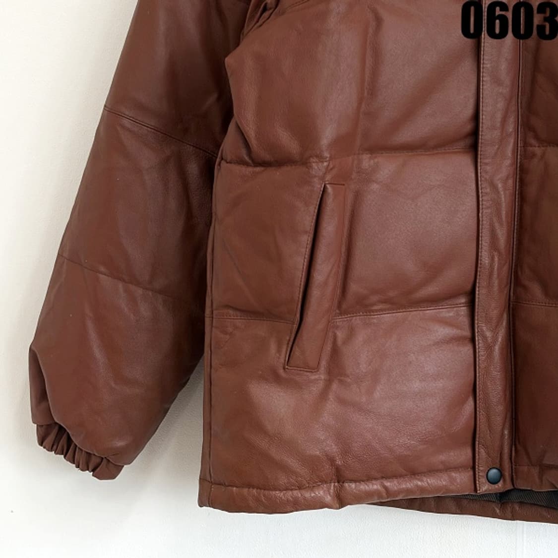 MCM 소가죽 패딩 자켓 M 0603 상품이미지3