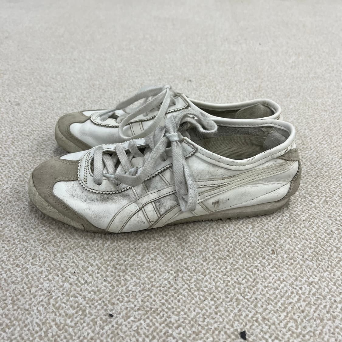 225 오니츠카타이거 멕시코66 스니커즈 0126M 상품이미지2