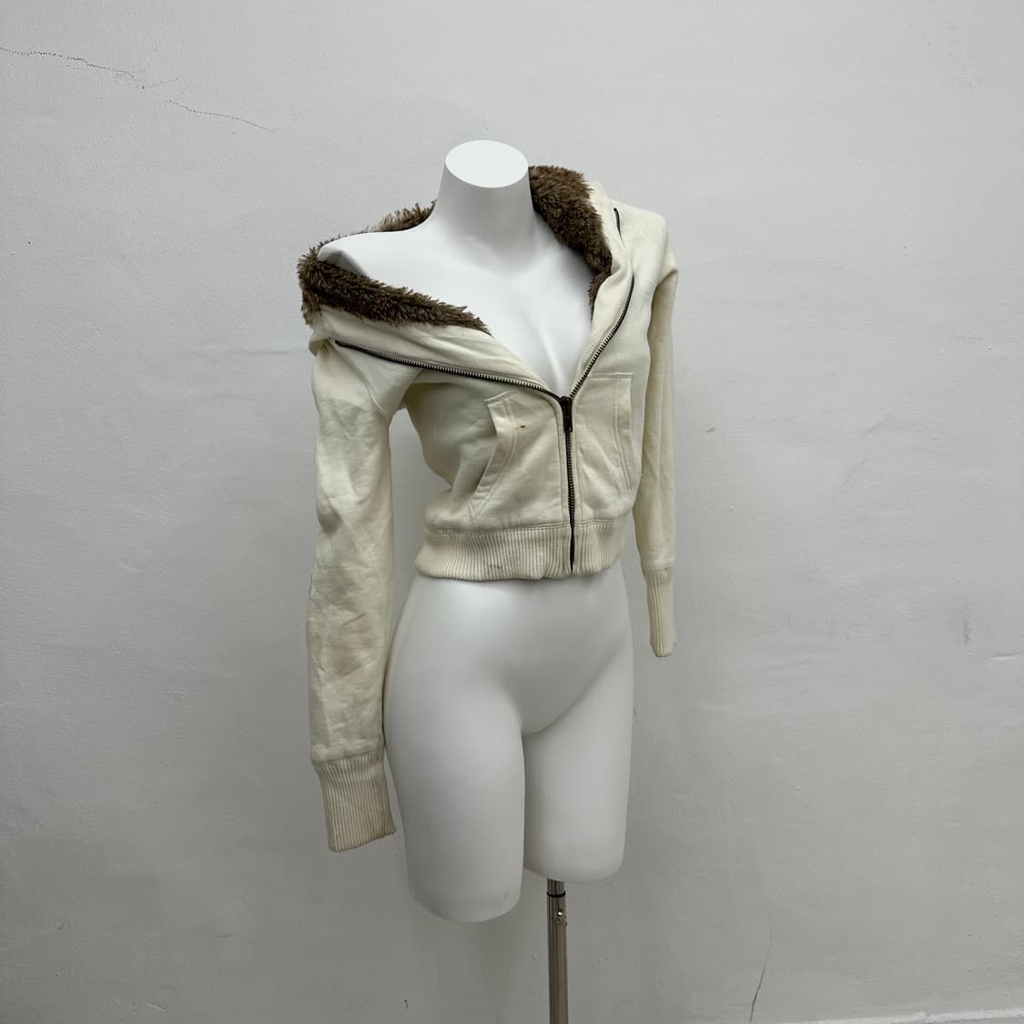 beige fur lining hoodie jacket 상품이미지1