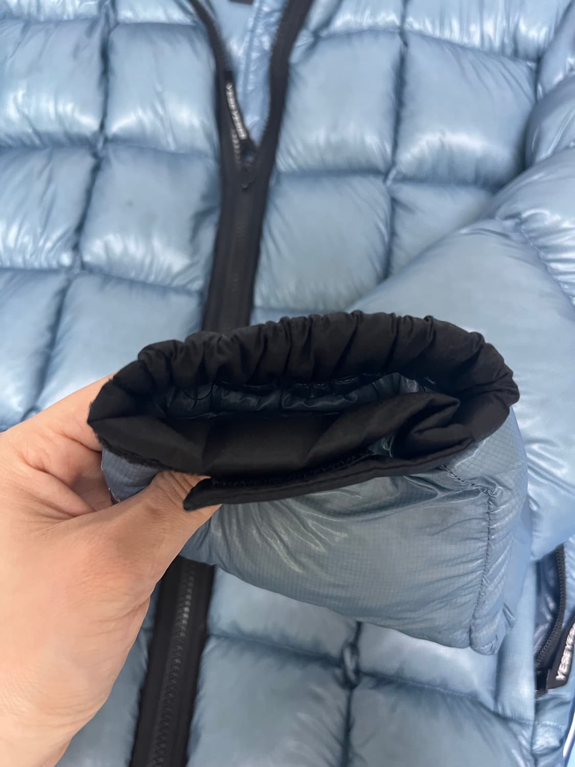 예스아이씨 yeseyesee 구스 패딩 m 상품이미지6