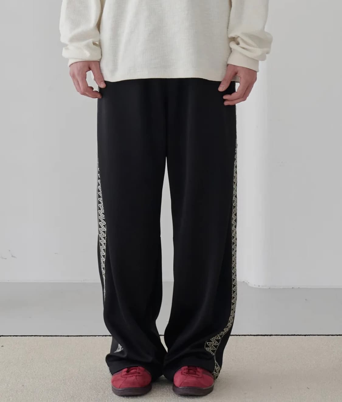 Noun 노운 - side line track pants (black) 상품이미지2