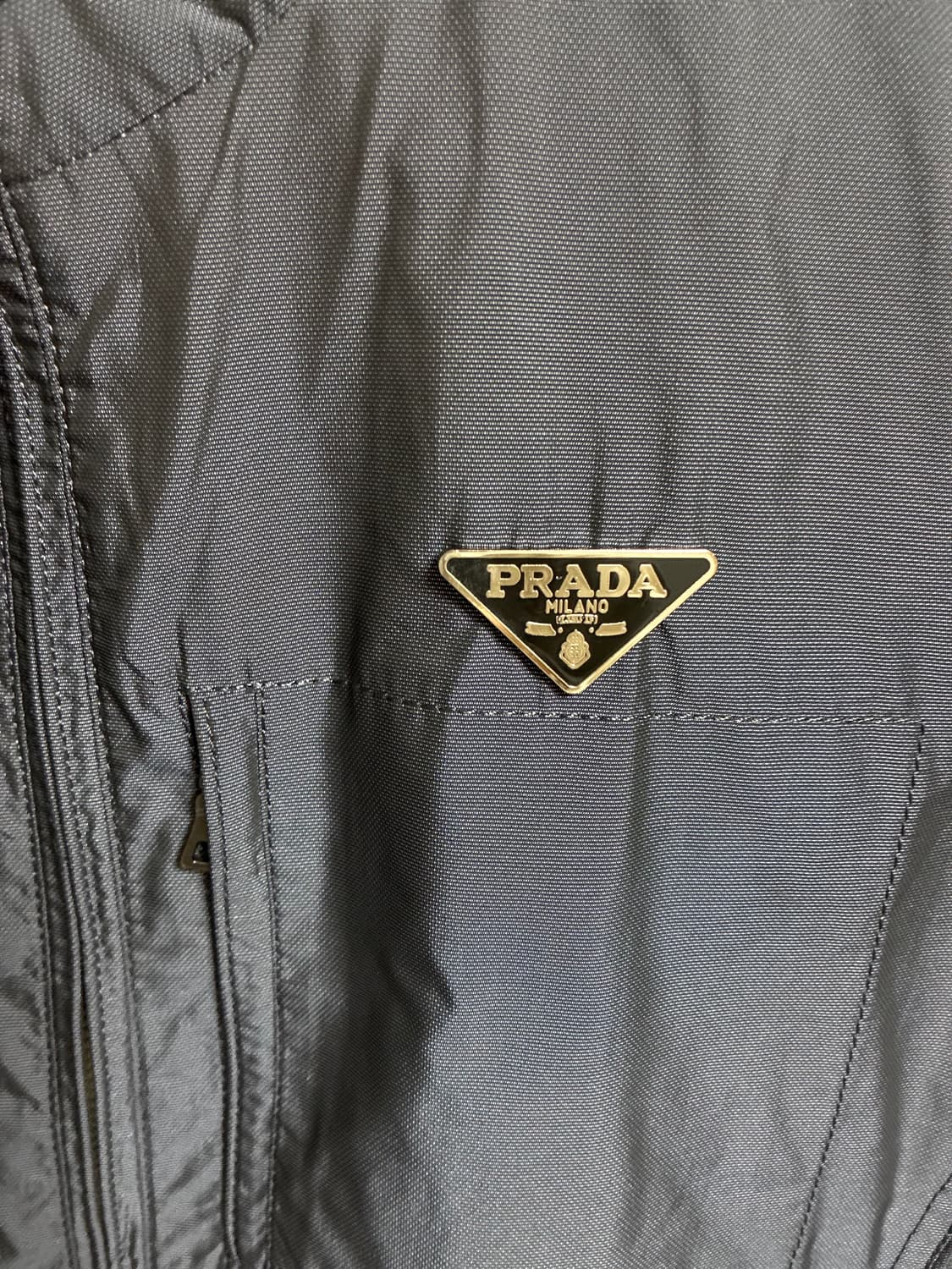 프라다 바람막이 상품이미지3