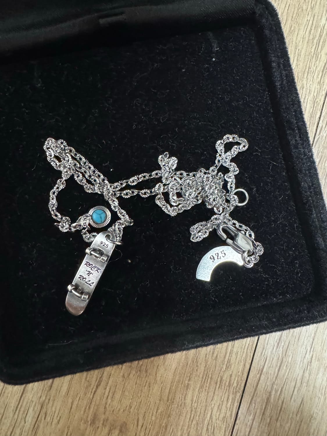 인세인개러지 스케이트 목걸이 상품이미지3