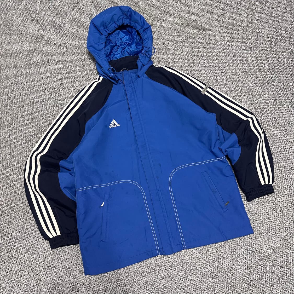 아디다스 블루 바람막이 점퍼 상품이미지1