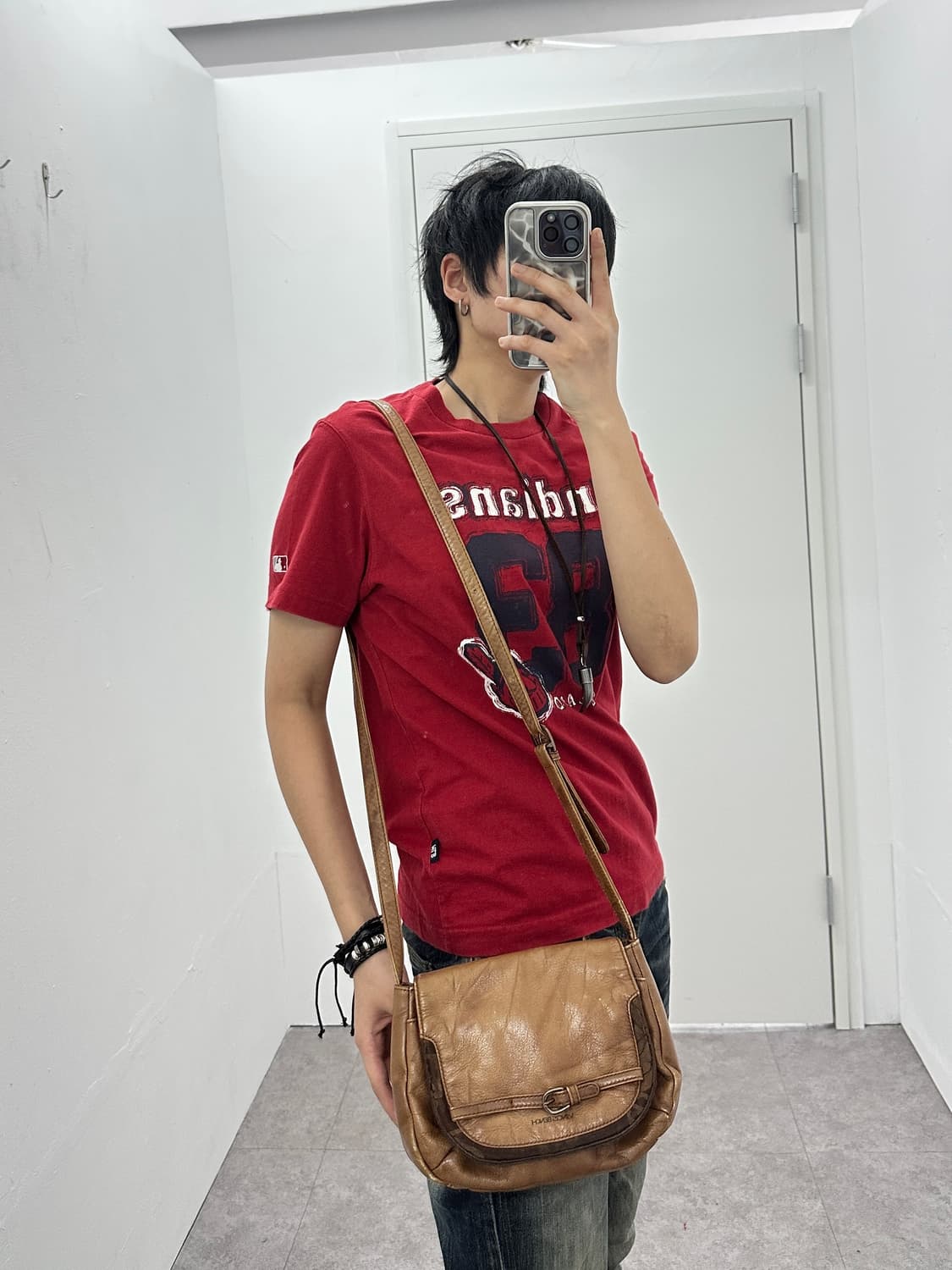 VINCIS BENCH brown shoulder bag 상품이미지2