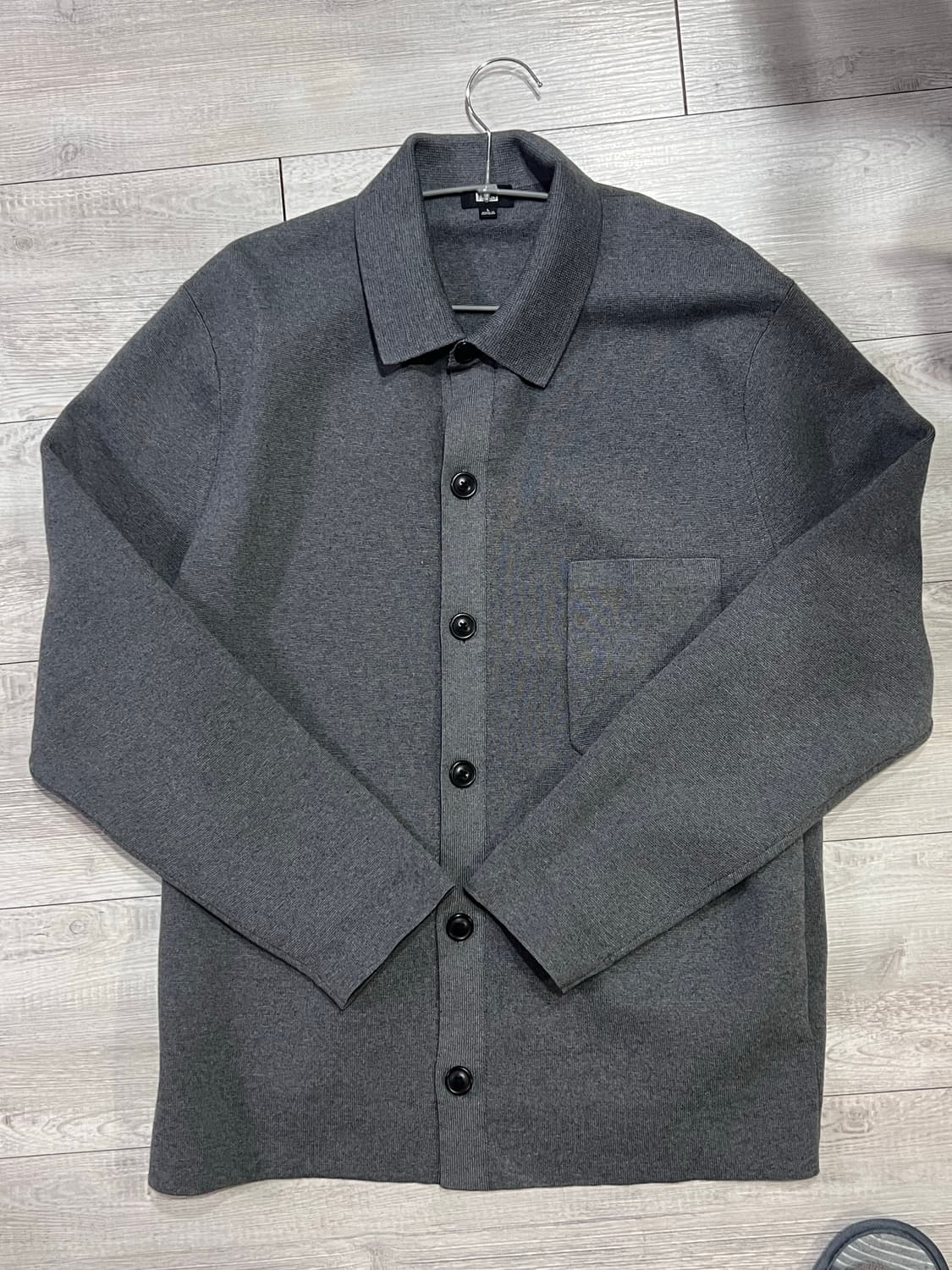 유니클로 밀라노립셔츠칼라 가디건 L(105) 그레이  거의새것 직장인 강 상품이미지1