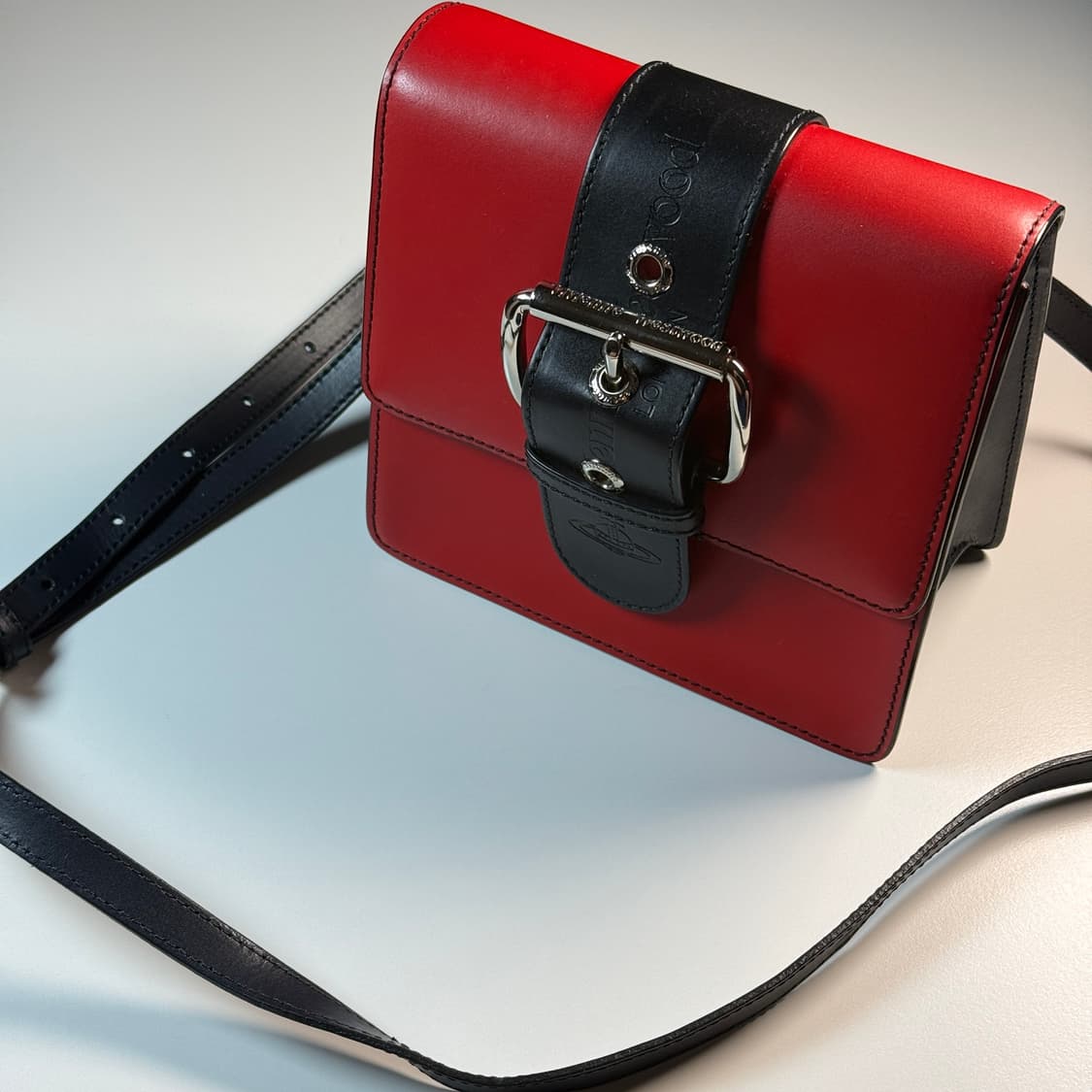 비비안웨스트우드 알렉스 백 레드 상품이미지1