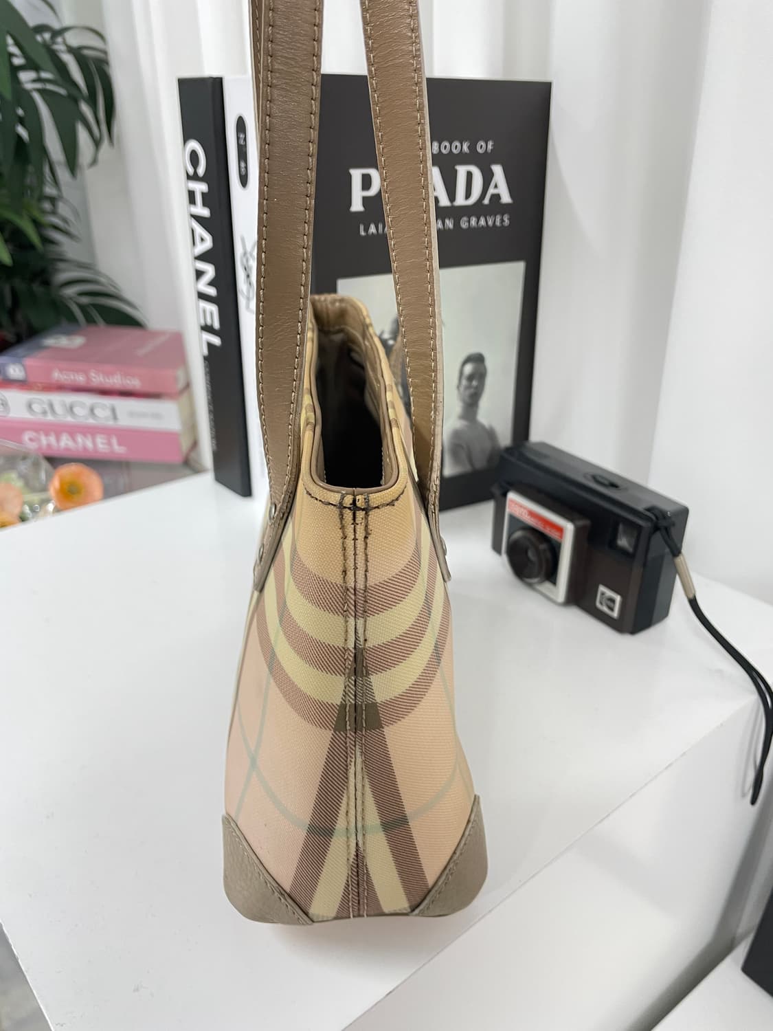 버버리 캔버스 토트백 상품이미지3