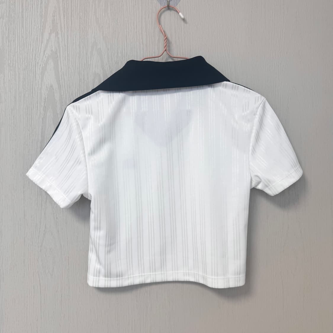 (xs) 아디다스 크롭 카라 반팔 상품이미지3