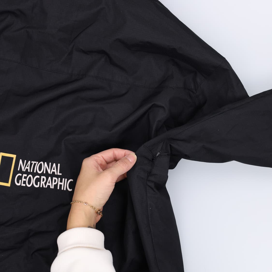 [95정도] 내셔널지오그래픽로고 바람막이 자켓 1223H1 상품이미지3