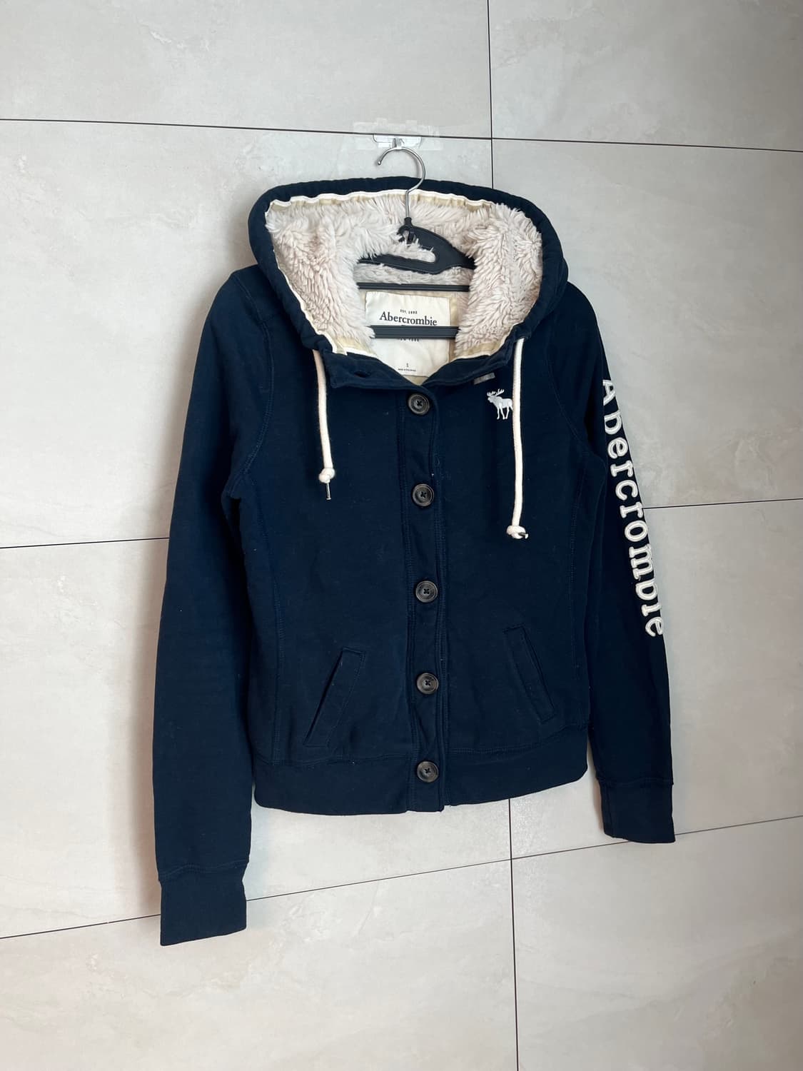 아베크롬비 순록 네이비 버튼 후드집업 [S]  상품이미지2
