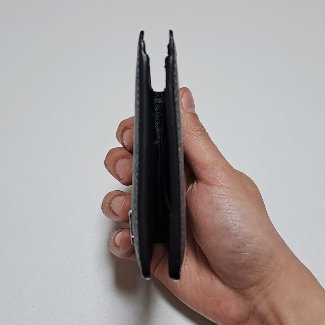 [100%/정품] 루이비통 멀티플 타이가 블랙 반지갑, 루이비통지갑 상품이미지9