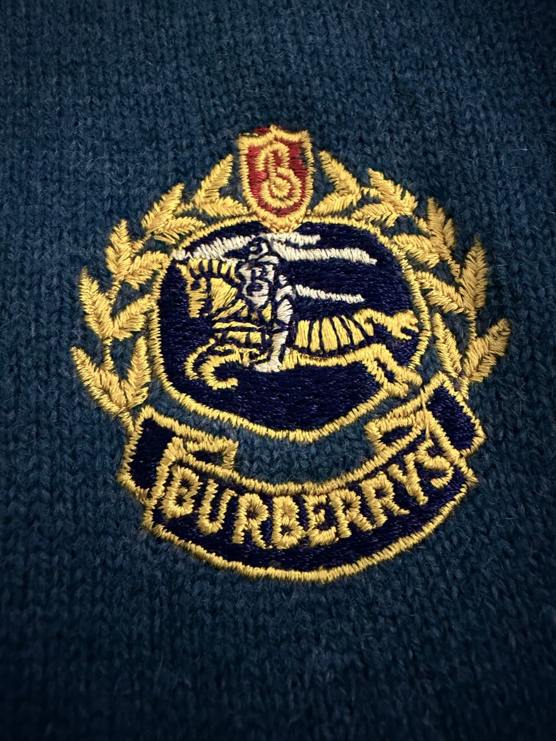 버버리 월계자수 니트 상품이미지4