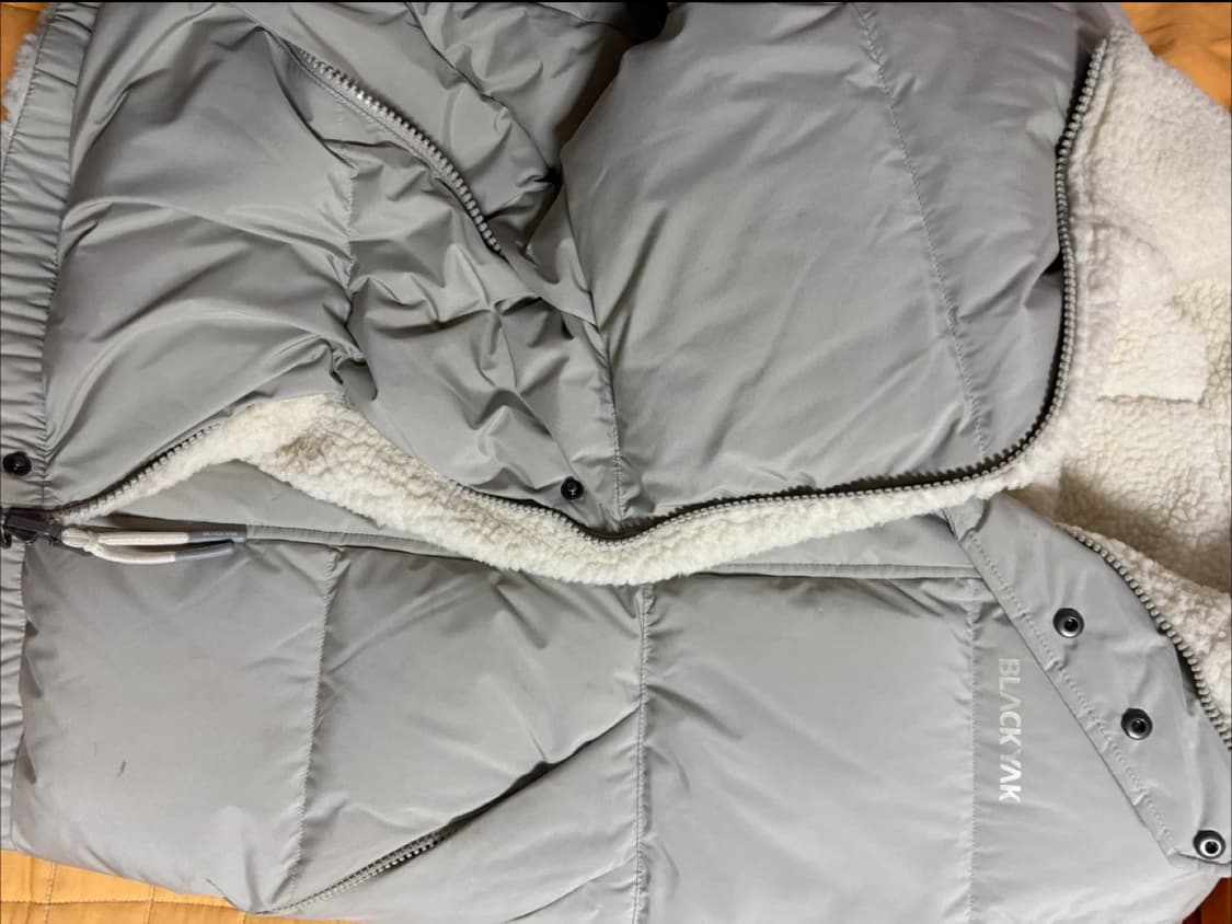 블랙야크 리버시블 패딩/후리스 상품이미지1