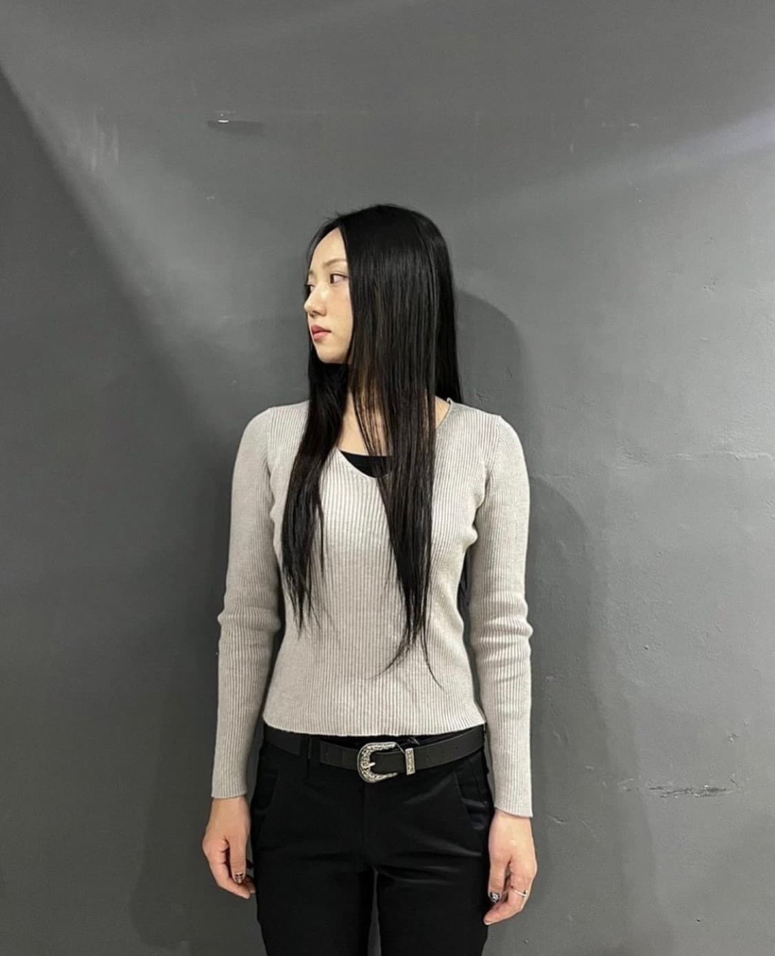 나일론 x 레이온 x 폴리 레이스업 브이넥 슬리브 상품이미지5