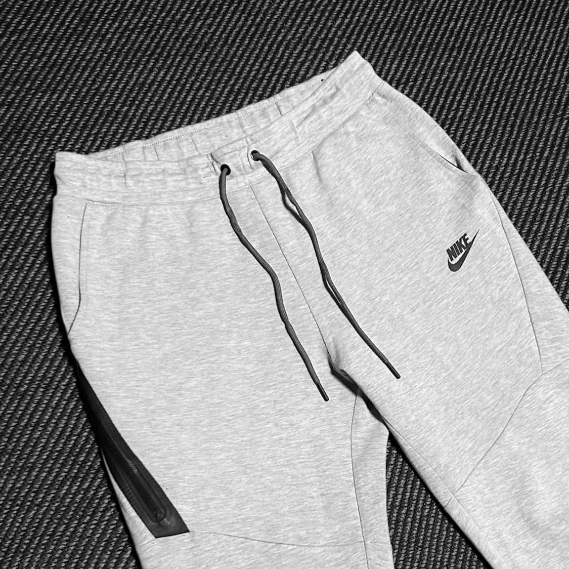 [M] Nike 나이키 테크팩 그레이 트레이닝 팬츠 상품이미지2
