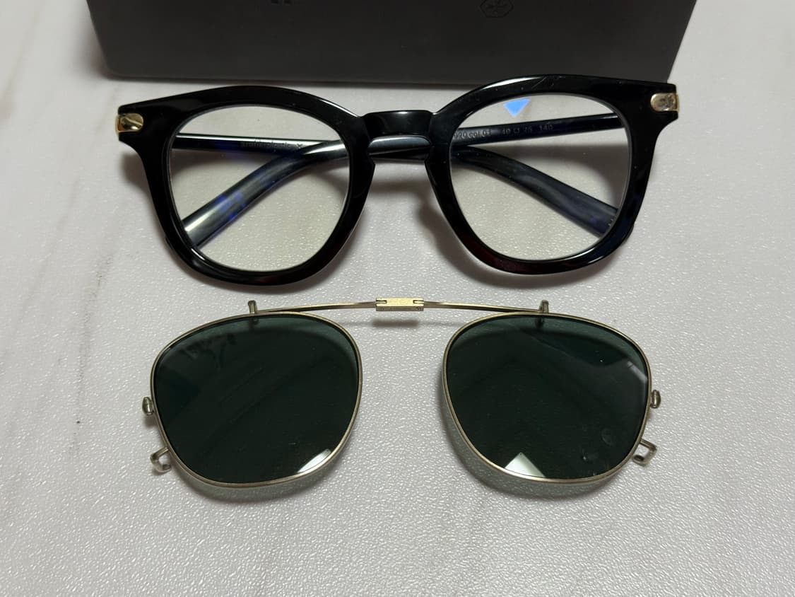 이동휘 안경 그라픽플라스틱 x 옐로우비 1920 49 상품이미지3