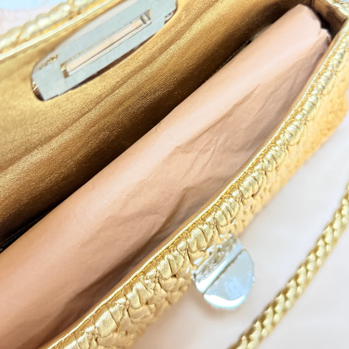  미우미우 RP0169 마테라쎄 스왈로브스키 크리스탈 골드 클러치 & 숄 상품이미지10