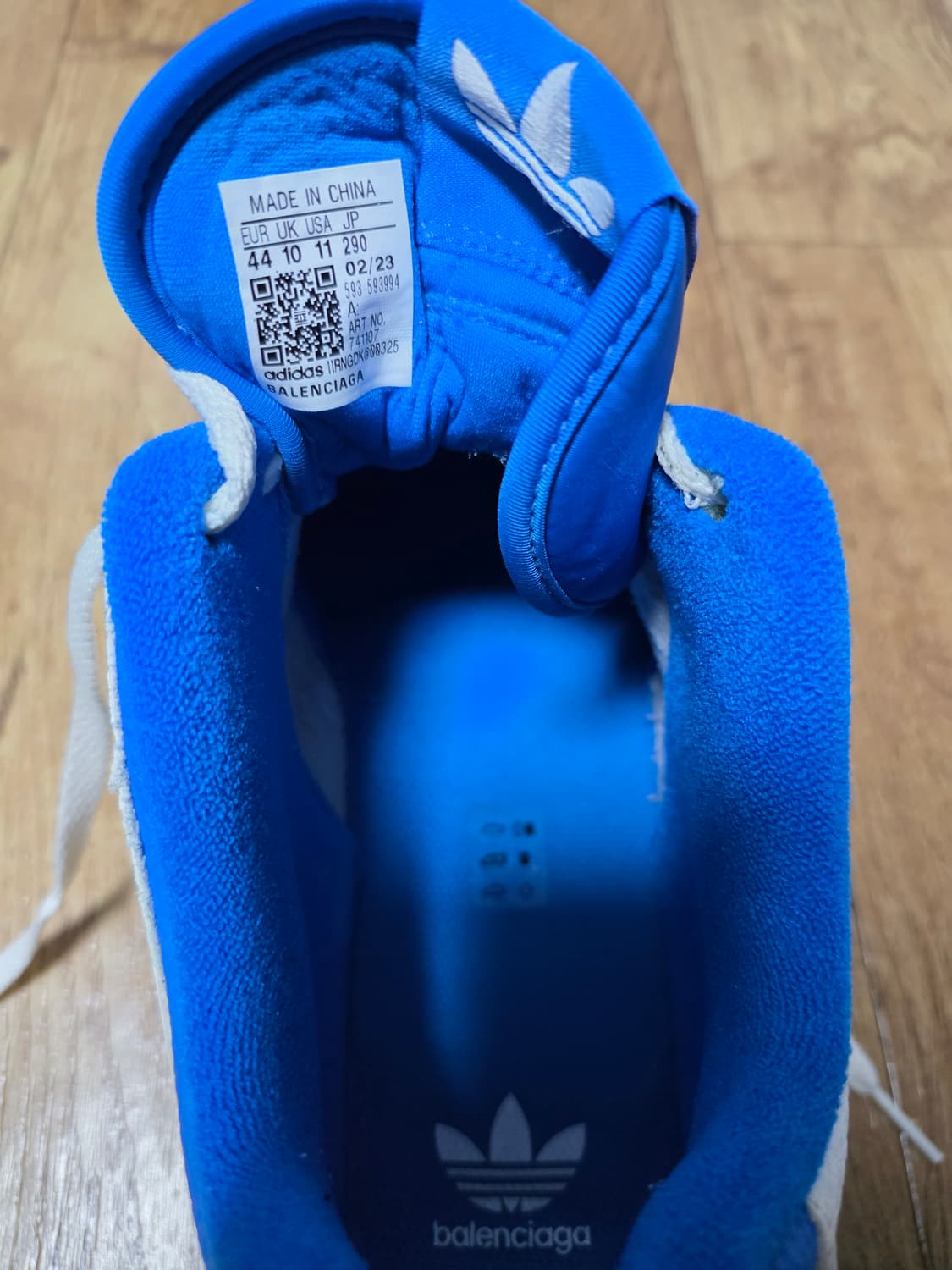 발렌시아가 X 아디다스 트랙 44  상품이미지4