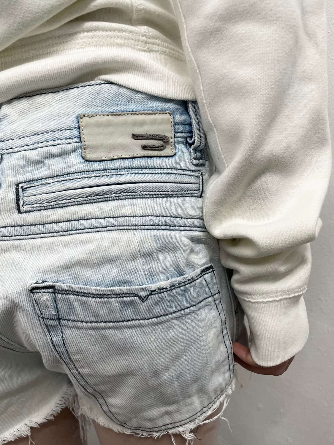 디젤 워싱 디스트로이드 숏츠*레어 상품이미지3