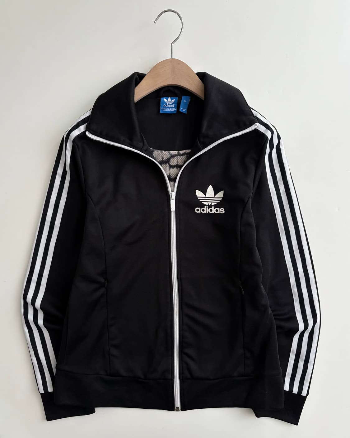 Adidas 아디다스 블랙컬러 안감 레오파드 유로파 트랙탑 상품이미지2