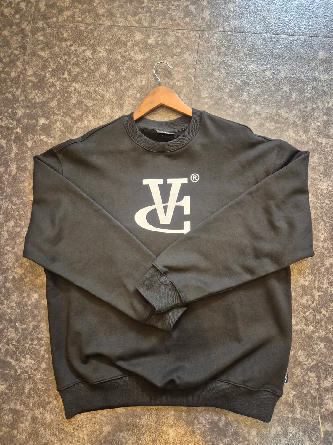 Vincon 빈컨 vc시그니처 빅로고 맨투맨 -L 남여공용 상품이미지1