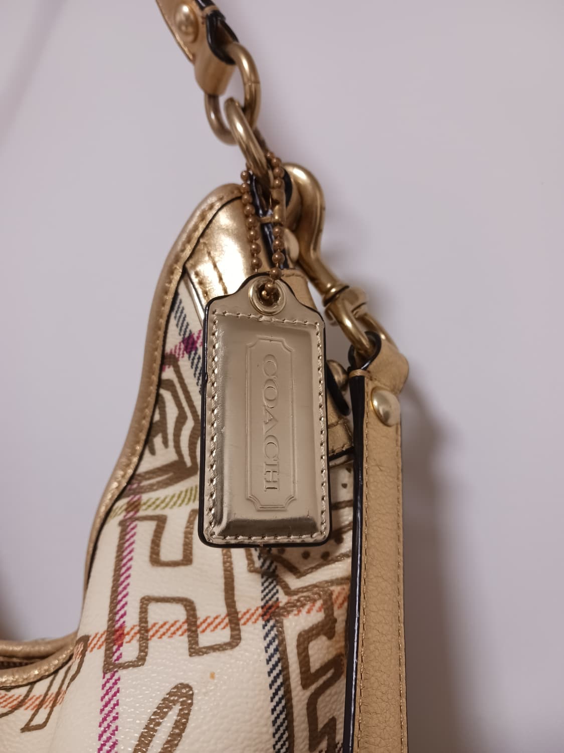 코치  골드 그라피티 숄더백 상품이미지6