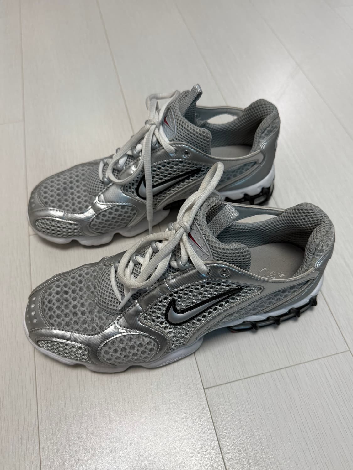 나이키 에어줌 스피리돈 케이지2 메탈릭실버(260) 상품이미지2