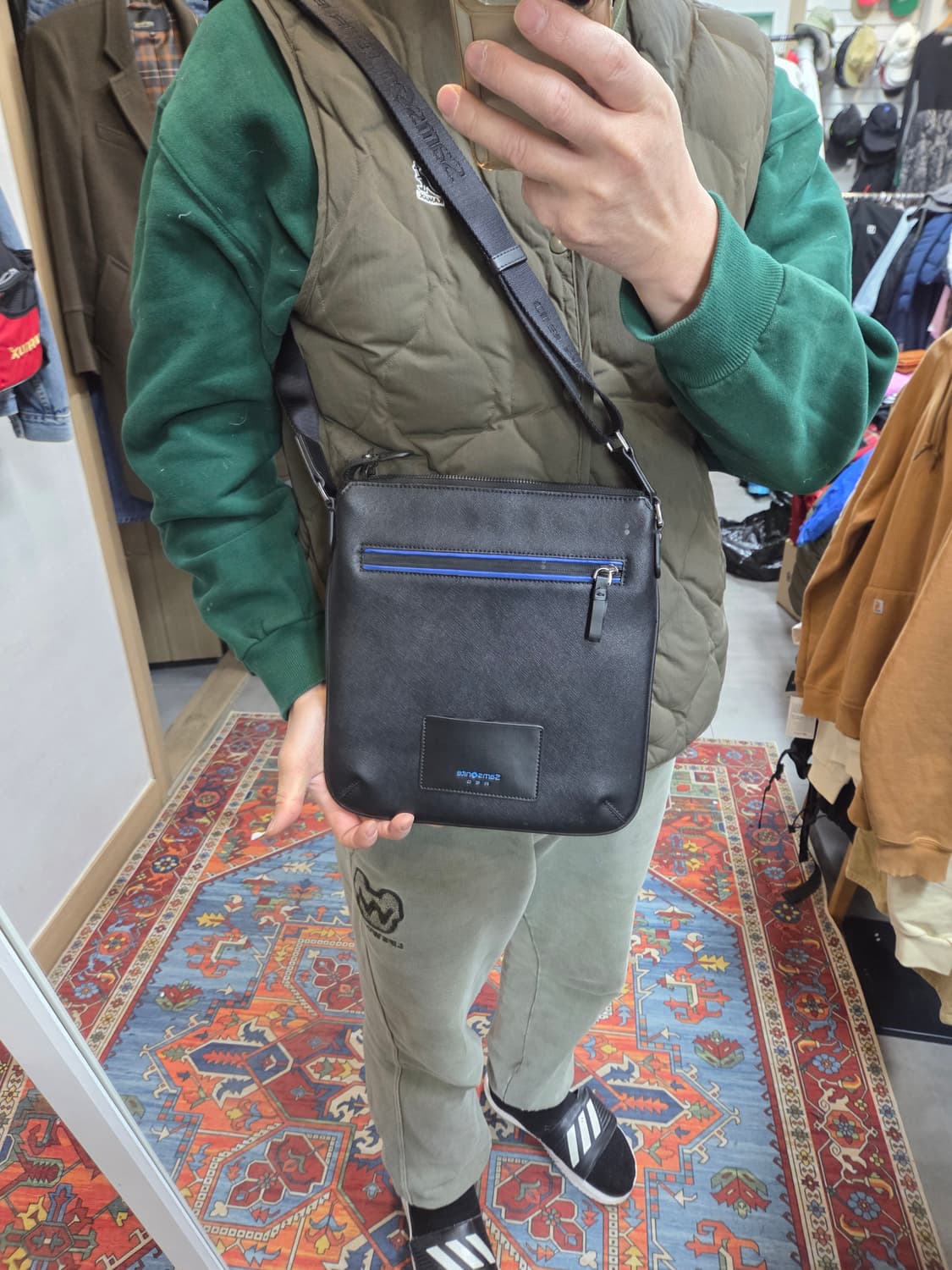 샘소나이트 레드 크로스백  상품이미지4