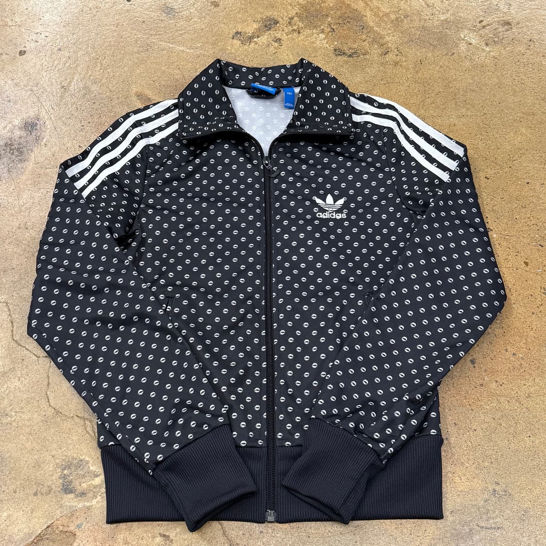 아디다스 립 도트 블랙 입술 져지 트랙탑 90 상품이미지2