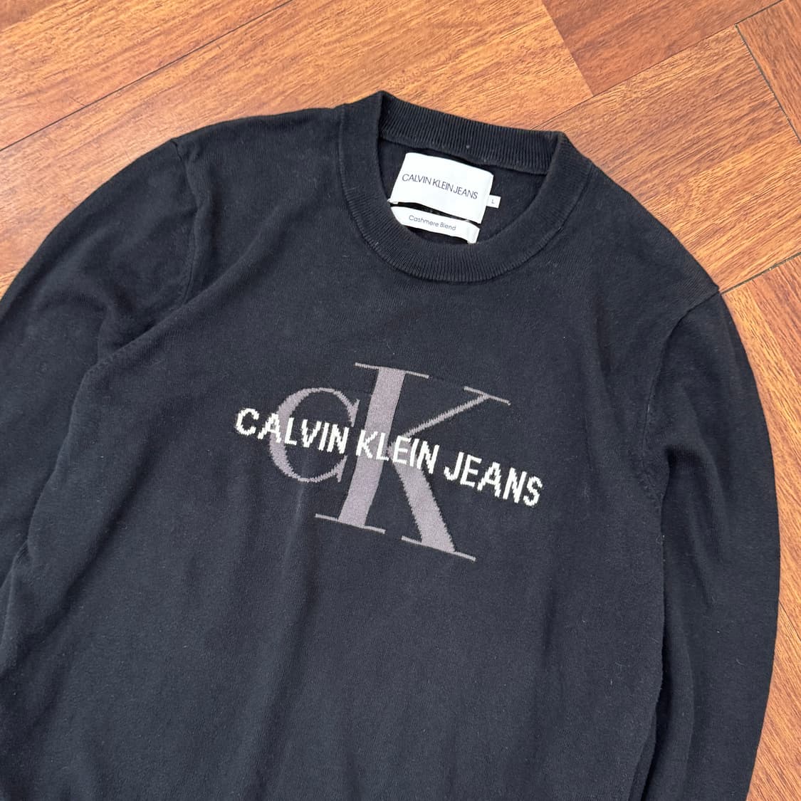 L CK 캘빈클라인 빅로고 라운드 니트  상품이미지2