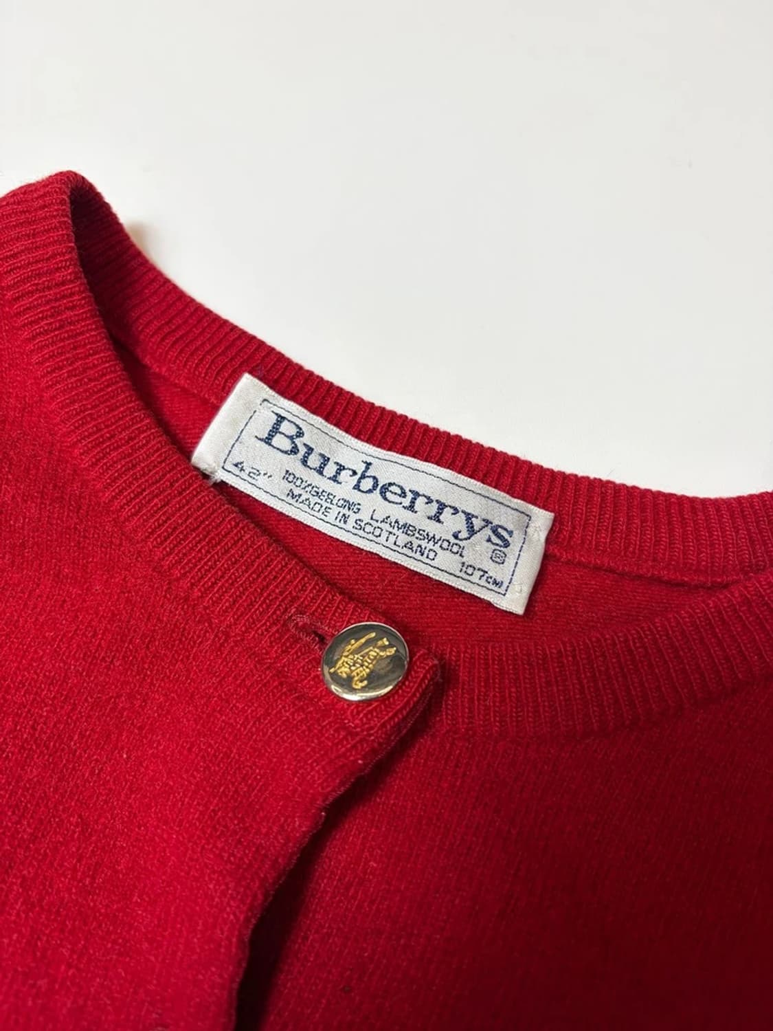 버버리 90's 금장 니트 가디건 PN9227 상품이미지6