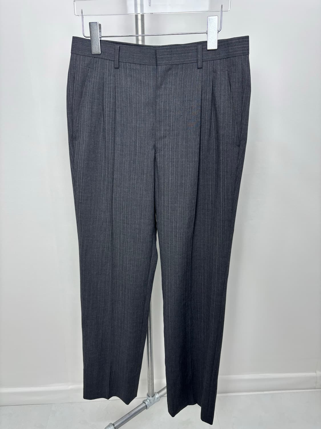 CHARCOAL STRIPE LOW SLACKS 상품이미지9