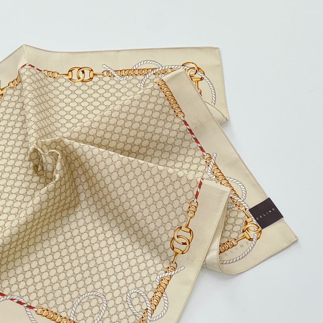 (새상품) celine / 셀린느 쁘띠스카프 손수건 상품이미지1