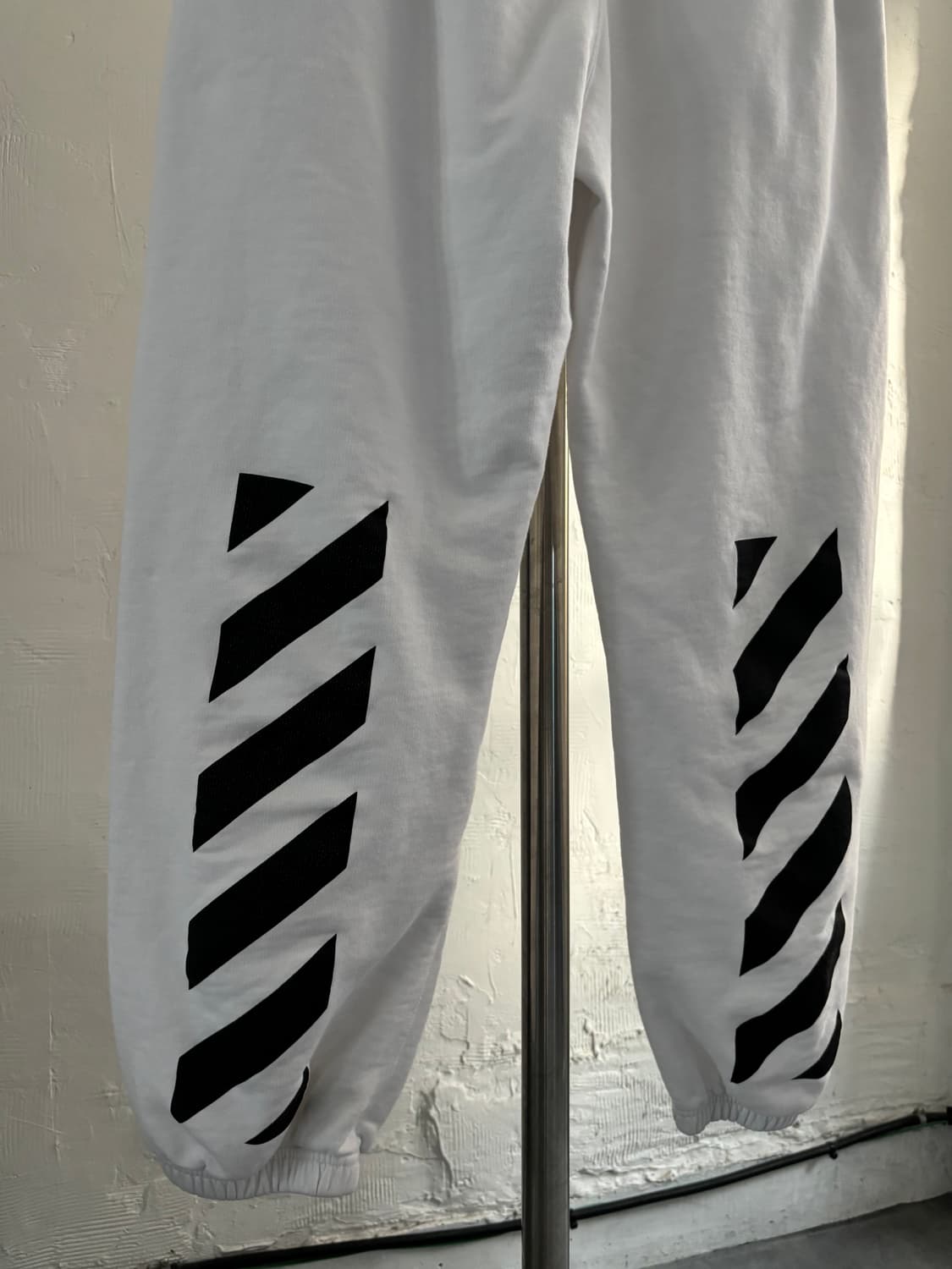 Off White 오프화이트 화이트 조거 팬츠 상품이미지2