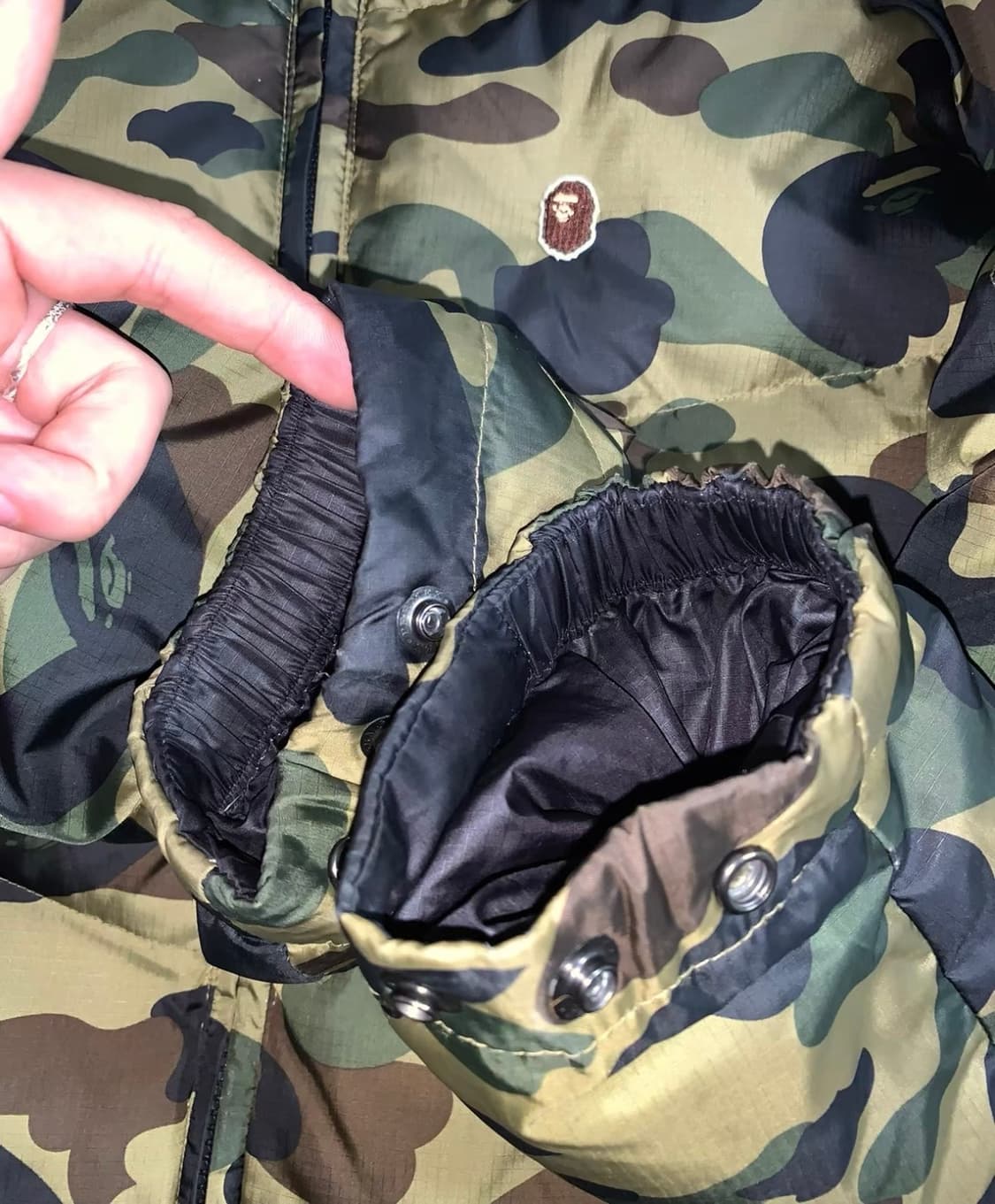 베이프 카모 녹계 패딩 상품이미지4