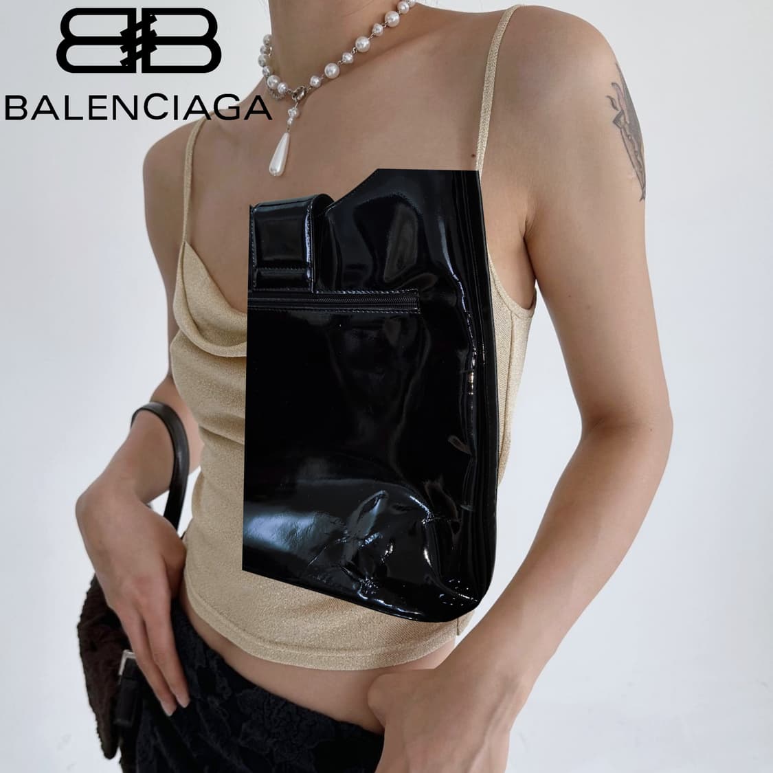 BALENCIAGA 00s Black enamel leather Bag 상품이미지4