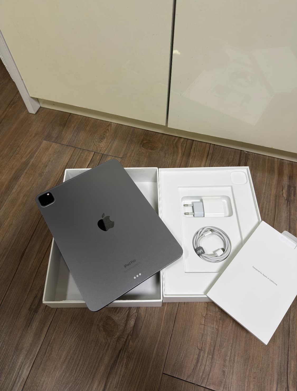 아이패드 11 프로 4세대 128GB Wi-Fi 네고O 상품이미지5