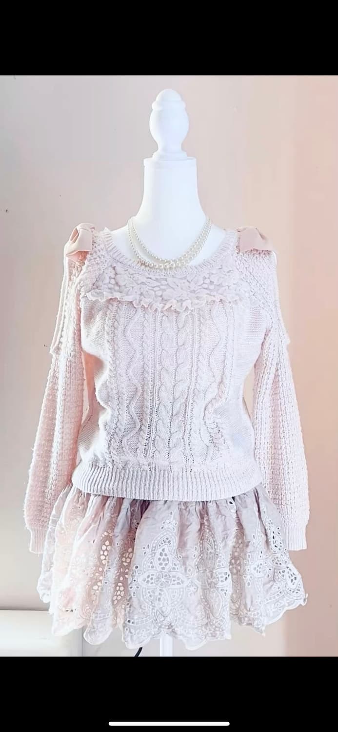 리즈리사 마이멜로디 레이스 리본 오프숄더 니트 히메갸루 라떼 리즈멜로 상품이미지1