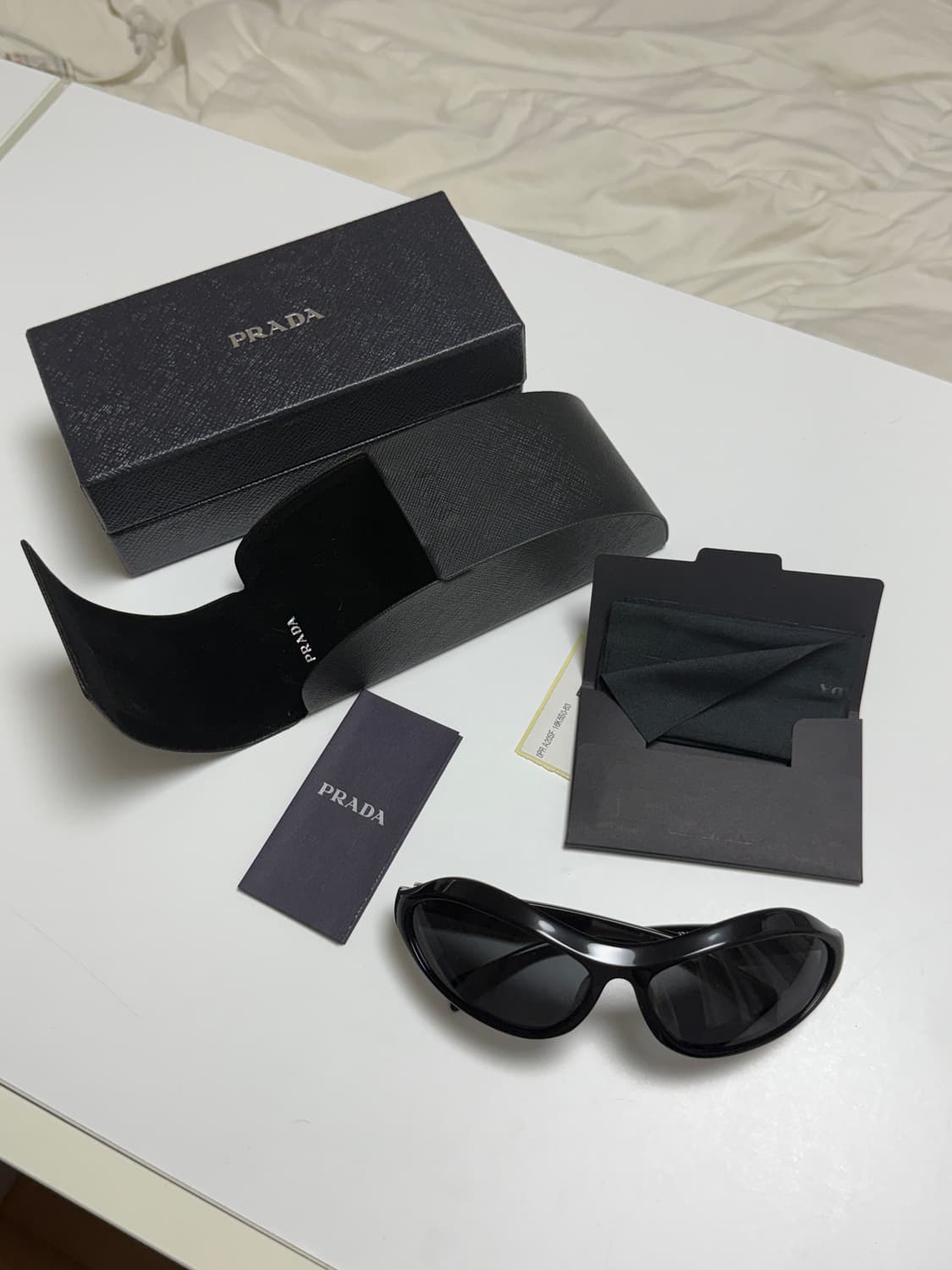 프라다 선글라스  상품이미지1