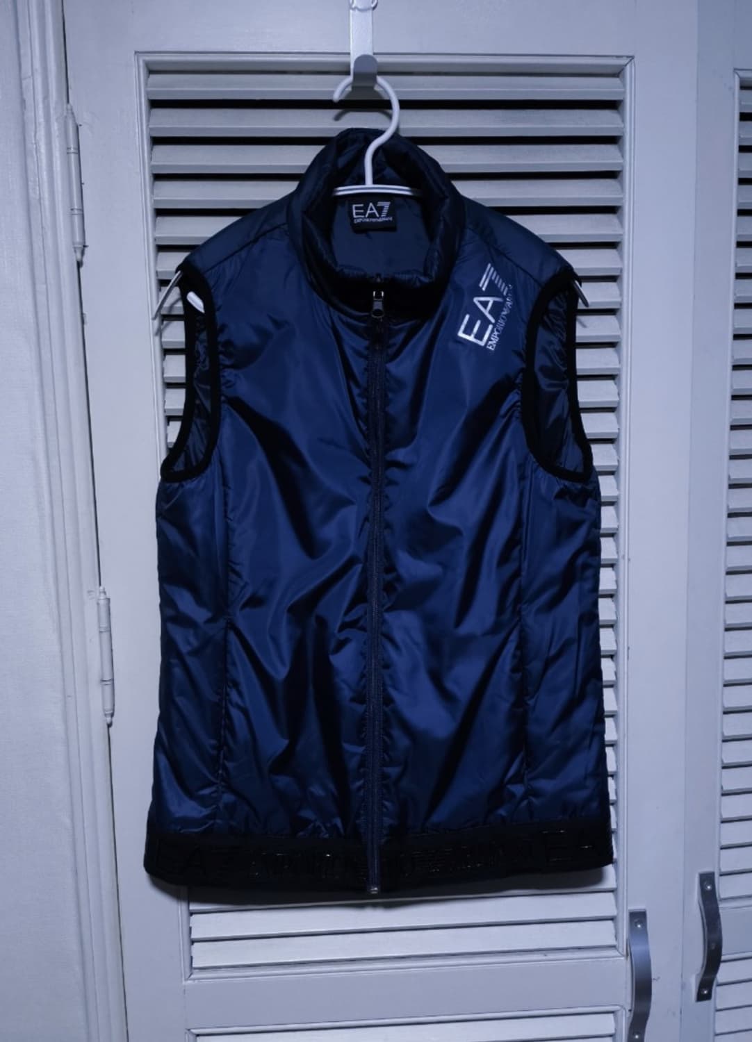 EU M 알마니 경량패딩조끼 상품이미지1