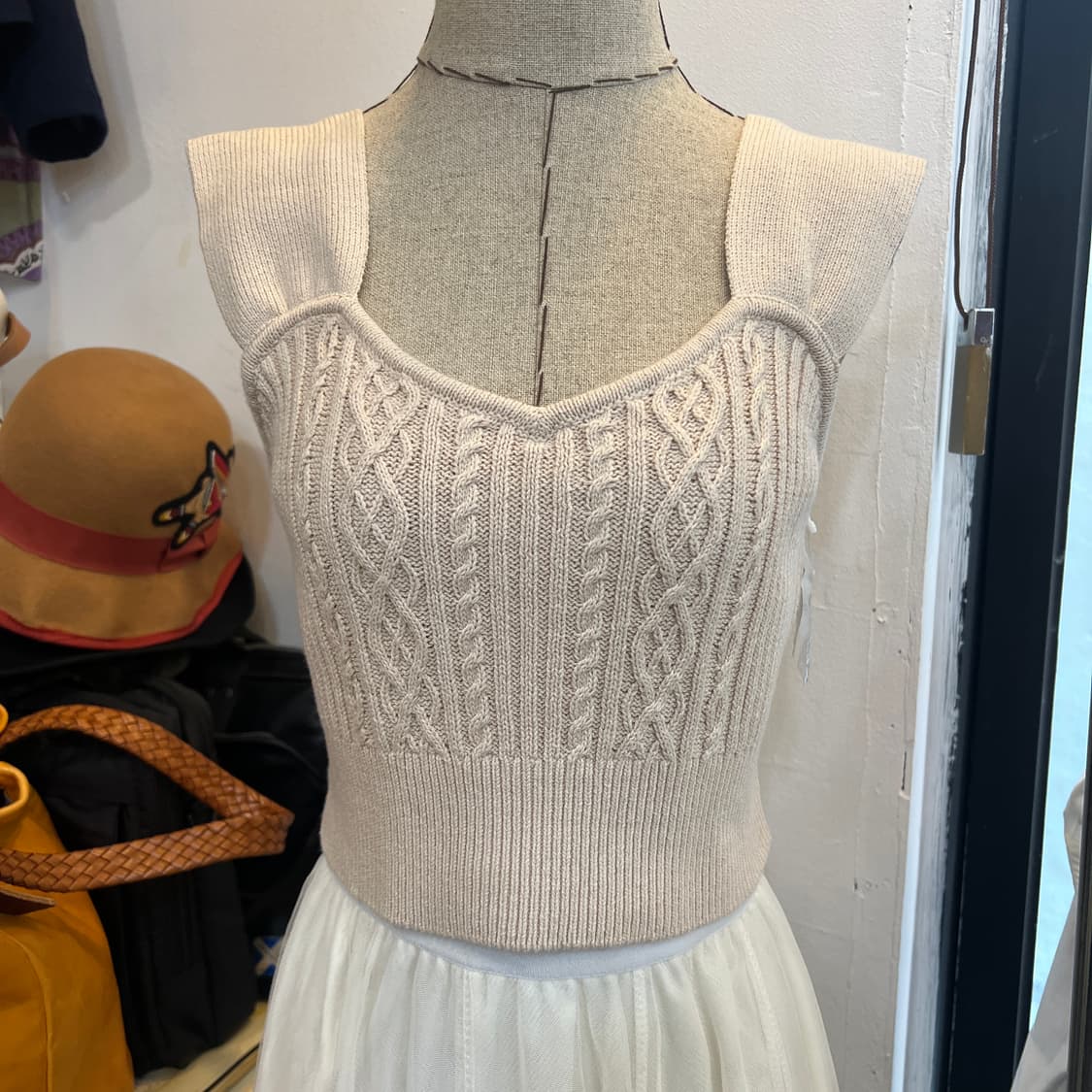 크롭 니트 뷔스티에 상품이미지7