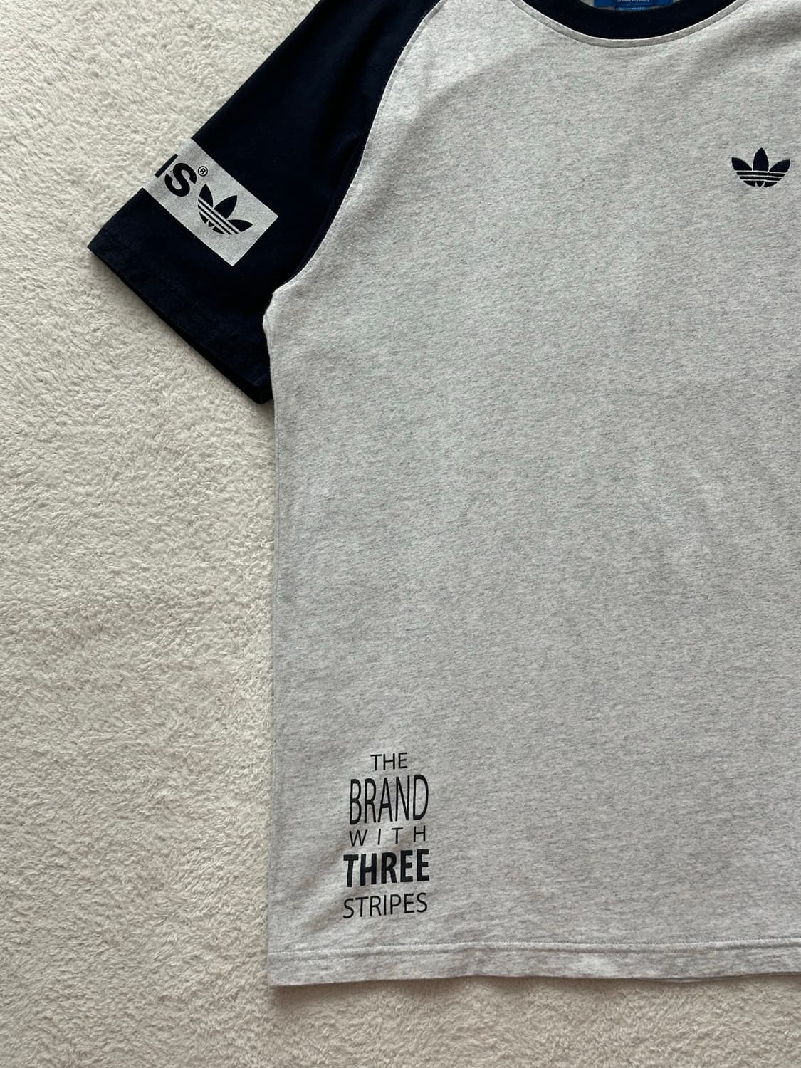 아디다스 파이어버드 나그랑 반팔티 오트밀 다크네이비 상품이미지3