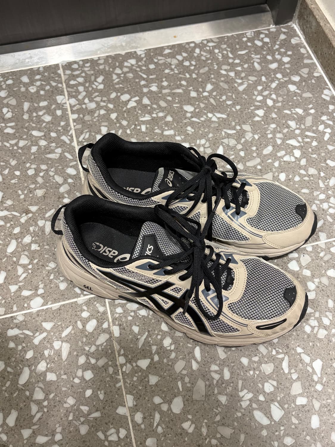 [290] 아식스 젤 벤쳐6 페더 그레이 상품이미지2