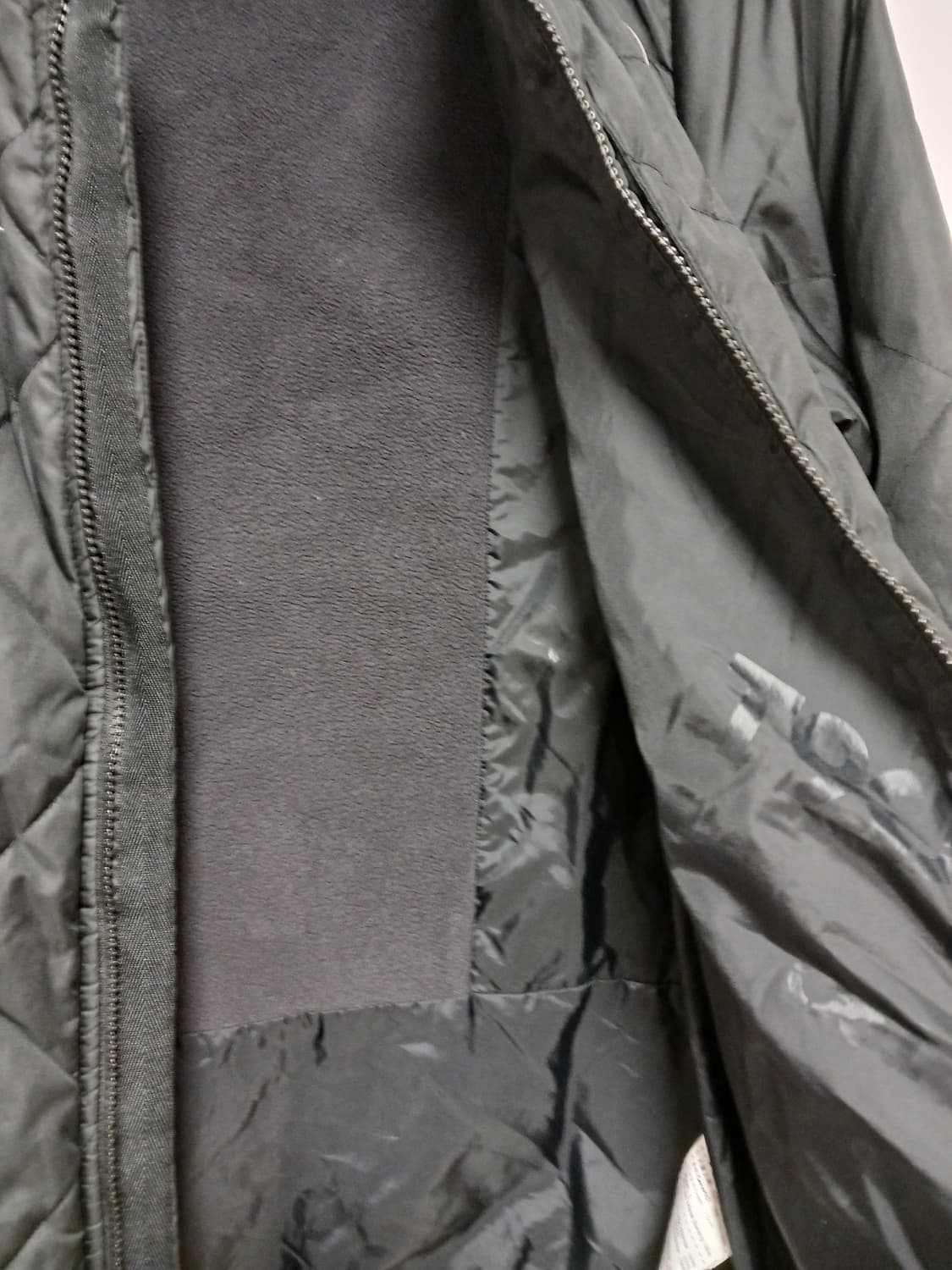 나이키 T90 스톰핏 패딩 상품이미지4