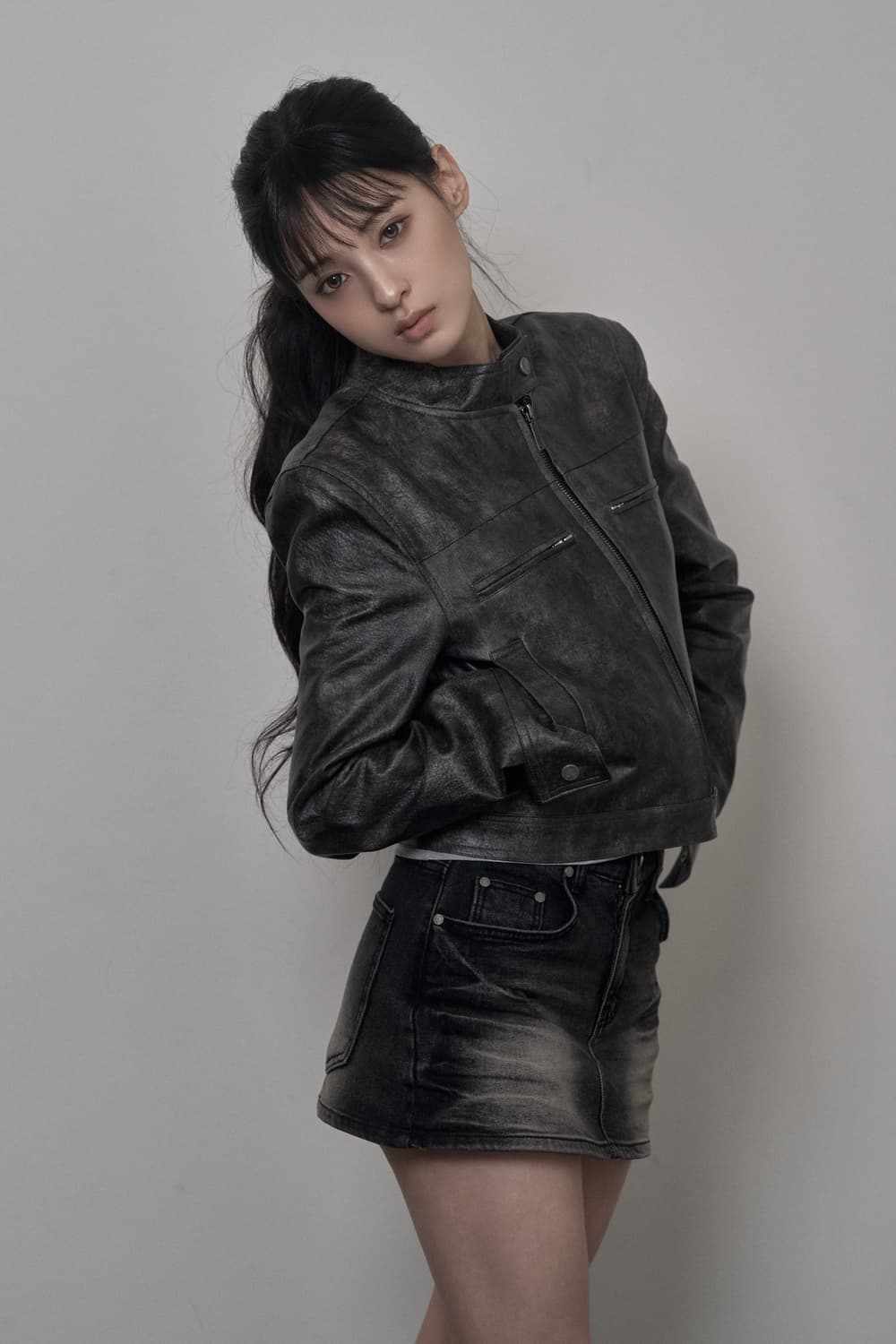 카키포인트 레이싱 레더 자켓 다크 그레이 상품이미지2