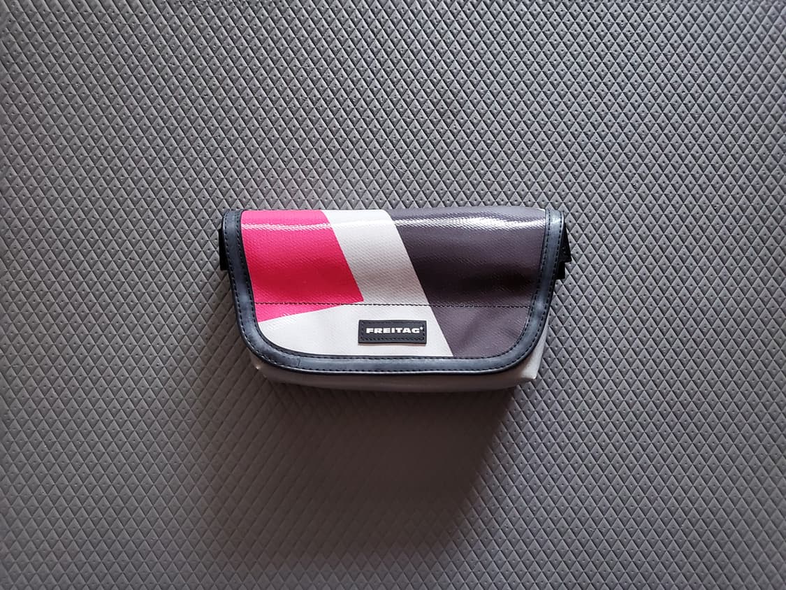 프라이탁 제이미 *참기름타프 차콜/그레이 핑크 상품이미지1